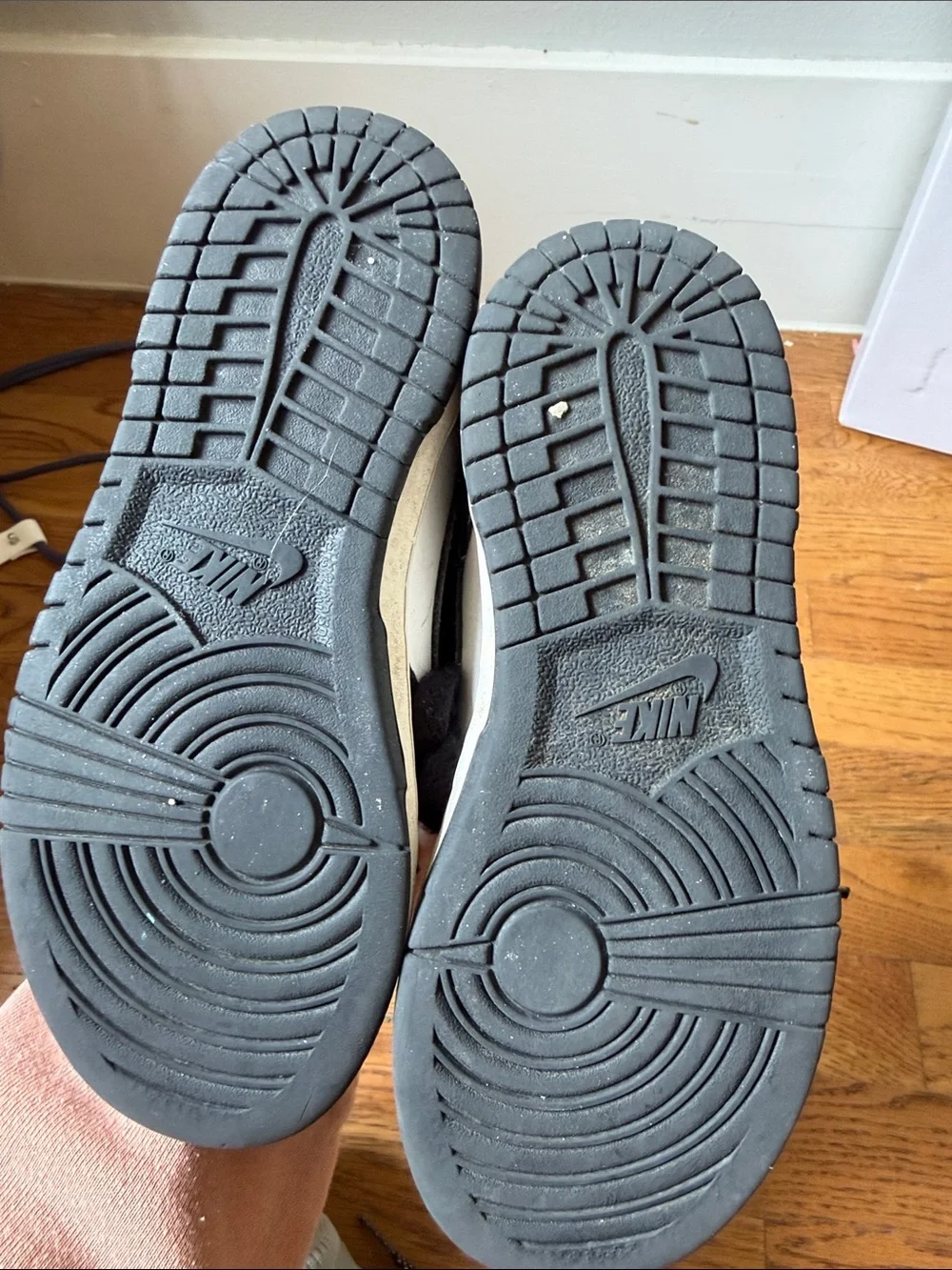 Nike Black and White Kids Low-Top Sneakers